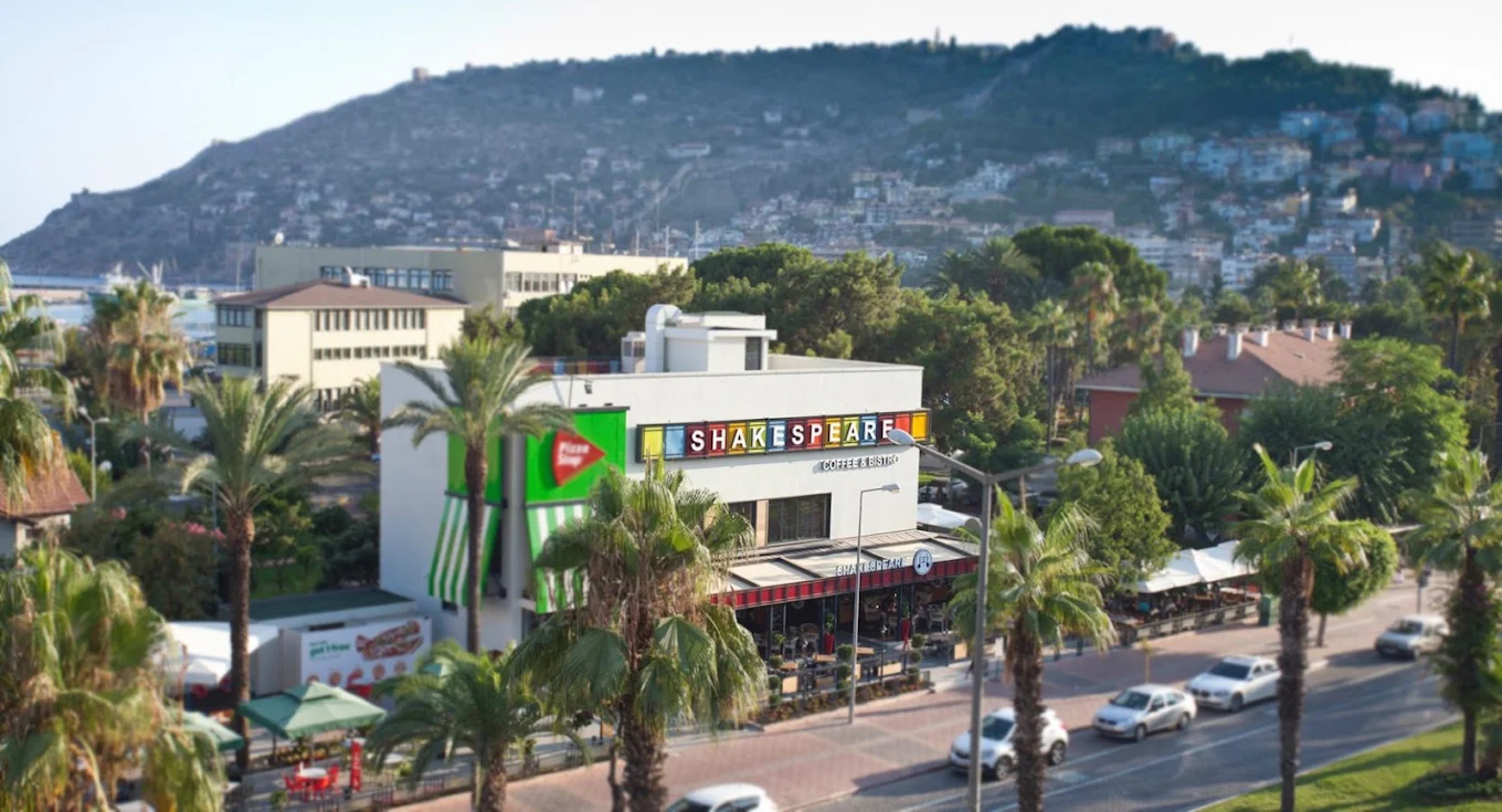 Shakespeare Coffee & Bistro
